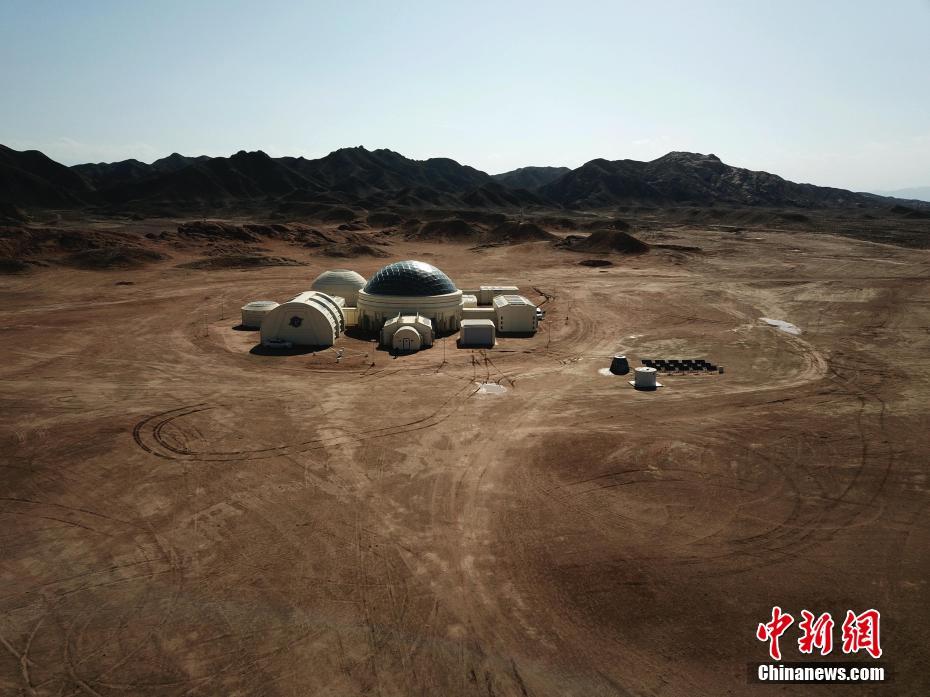 俯瞰甘肃金昌"火星"基地,如外星城堡