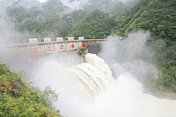 三江口水电站迎来今年最大入库洪峰