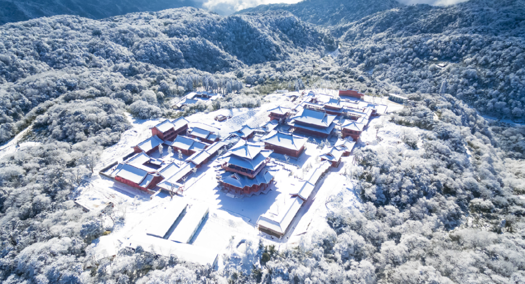 小雪迎大雪金佛山雪景刷爆朋友圈附景区重要提醒