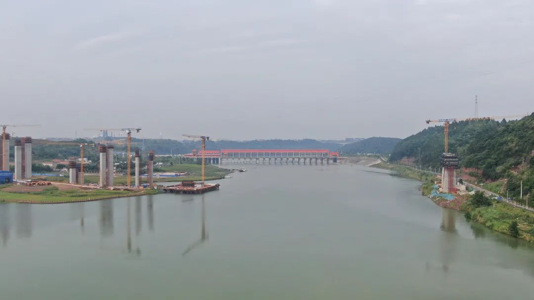 东升大桥建设项目,位于重庆市潼南区东升片区,项目起于潼荣高速潼南南