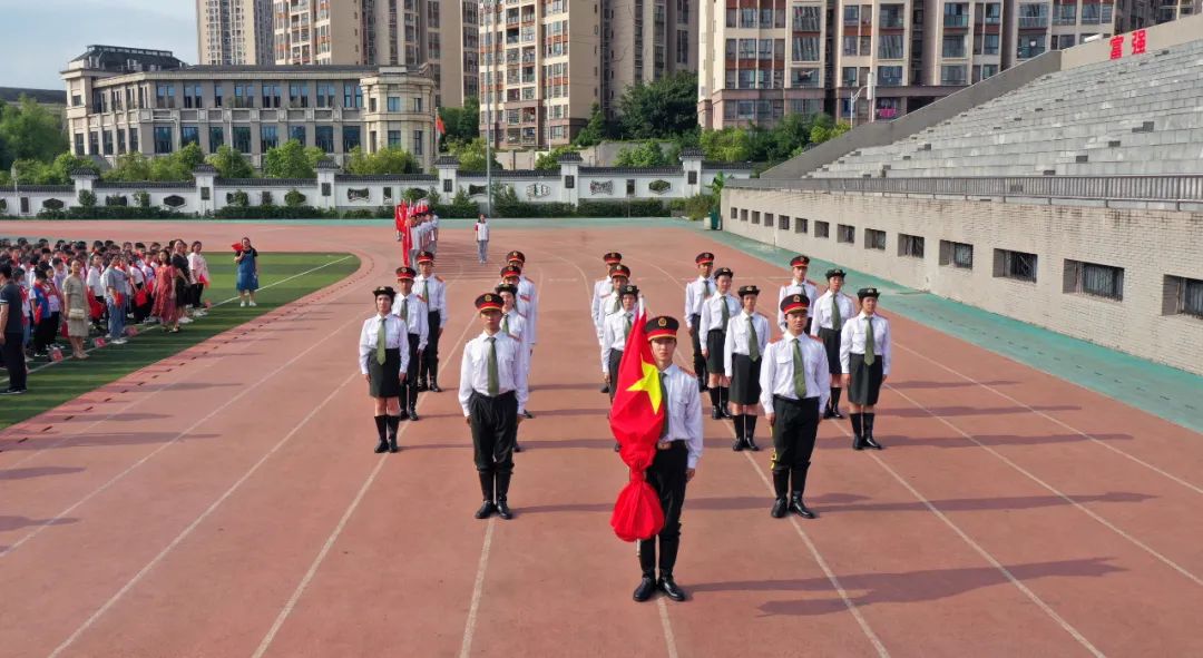 莘莘学子怎么读（莘莘学子）-85模板网