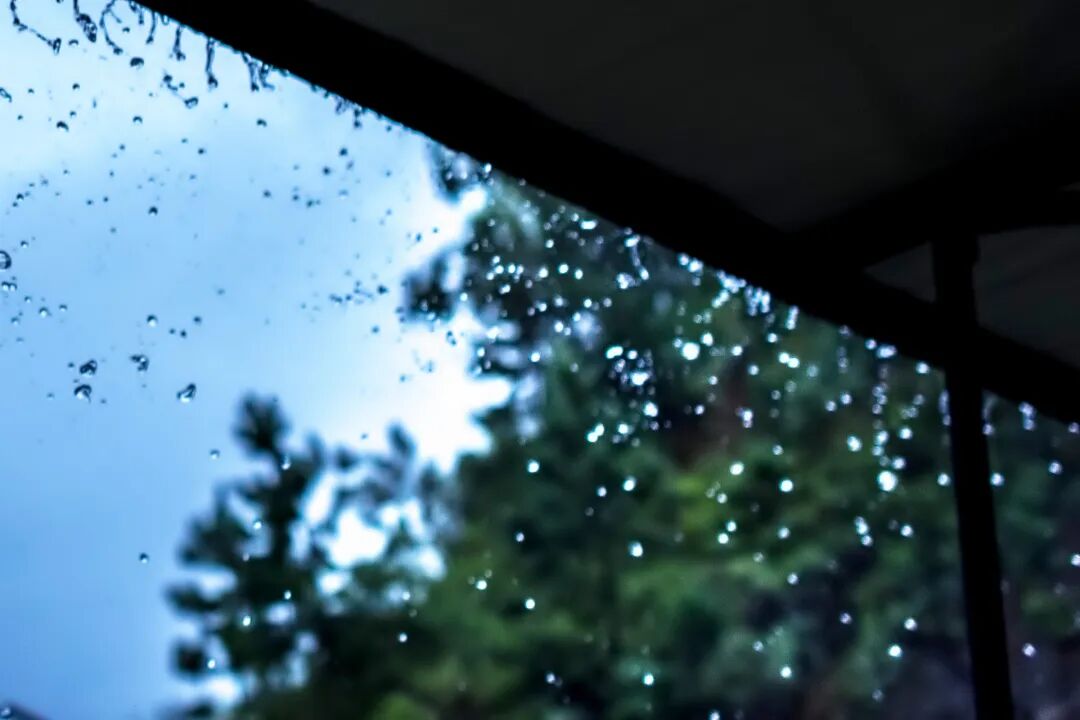 摄图网_500716315_雨(企业商用).jpg