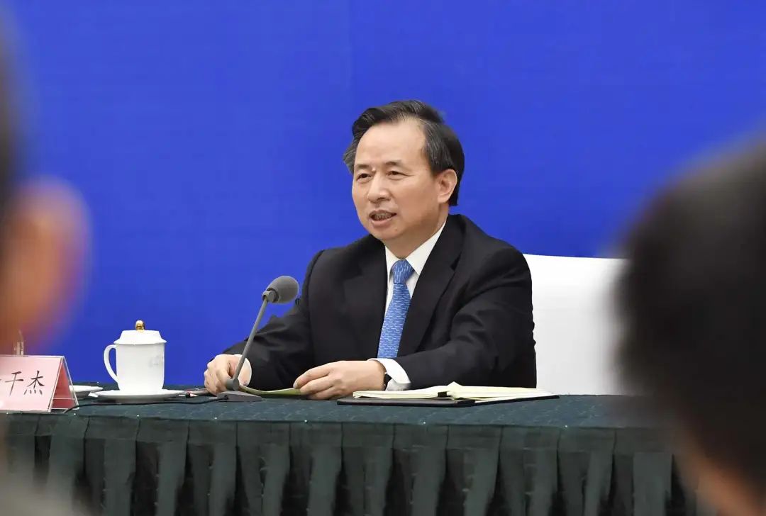 网信山东|谈工作思路、谈舆情面对、谈乡村振兴…新任山东省长李干杰媒体见面会，态度鲜明，干货满满