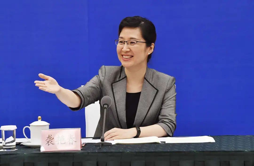 网信山东|谈工作思路、谈舆情面对、谈乡村振兴…新任山东省长李干杰媒体见面会，态度鲜明，干货满满