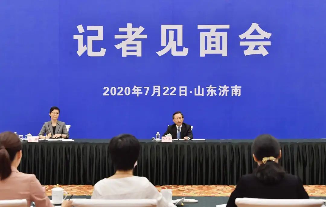 网信山东|谈工作思路、谈舆情面对、谈乡村振兴…新任山东省长李干杰媒体见面会，态度鲜明，干货满满