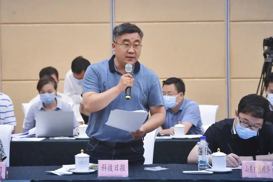 网信山东|谈工作思路、谈舆情面对、谈乡村振兴…新任山东省长李干杰媒体见面会，态度鲜明，干货满满