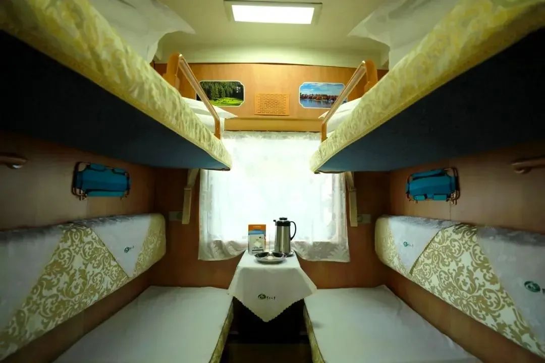 车上|连续18天,战“疫”在长途列车上!