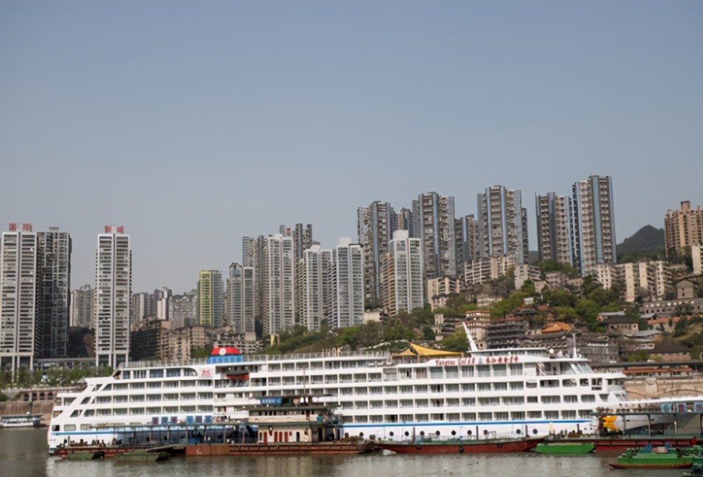 长江黄金8号游轮于9月14日开航时间4天3晚