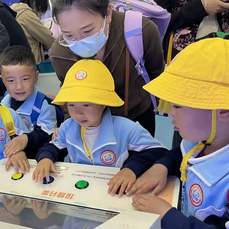 幼小协同 共赴成长 烟台高新区各幼儿园组织开展参观小学活动
