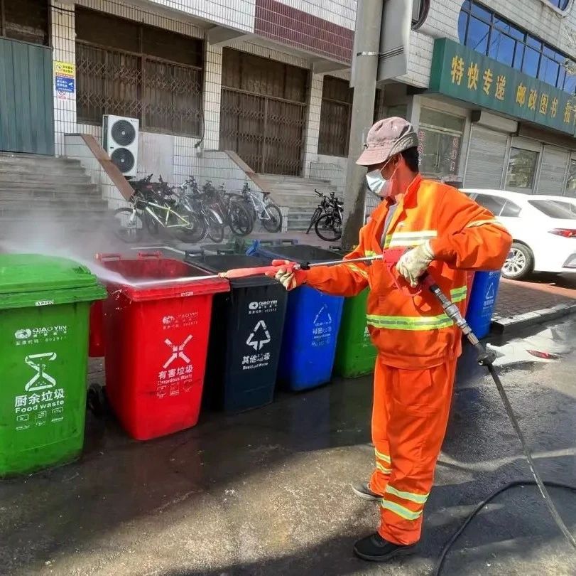 莱州道路保洁有“三法”  城市更“精致”更“有颜”