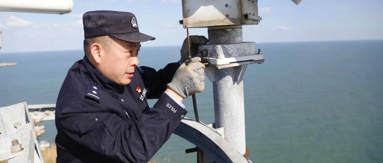 碧海丹心守海岛