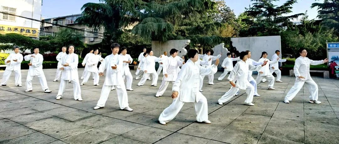“好运山东”2025年全国老年人太极拳健身大联动（烟台莱州分会场）展演活动启动仪式成功举办