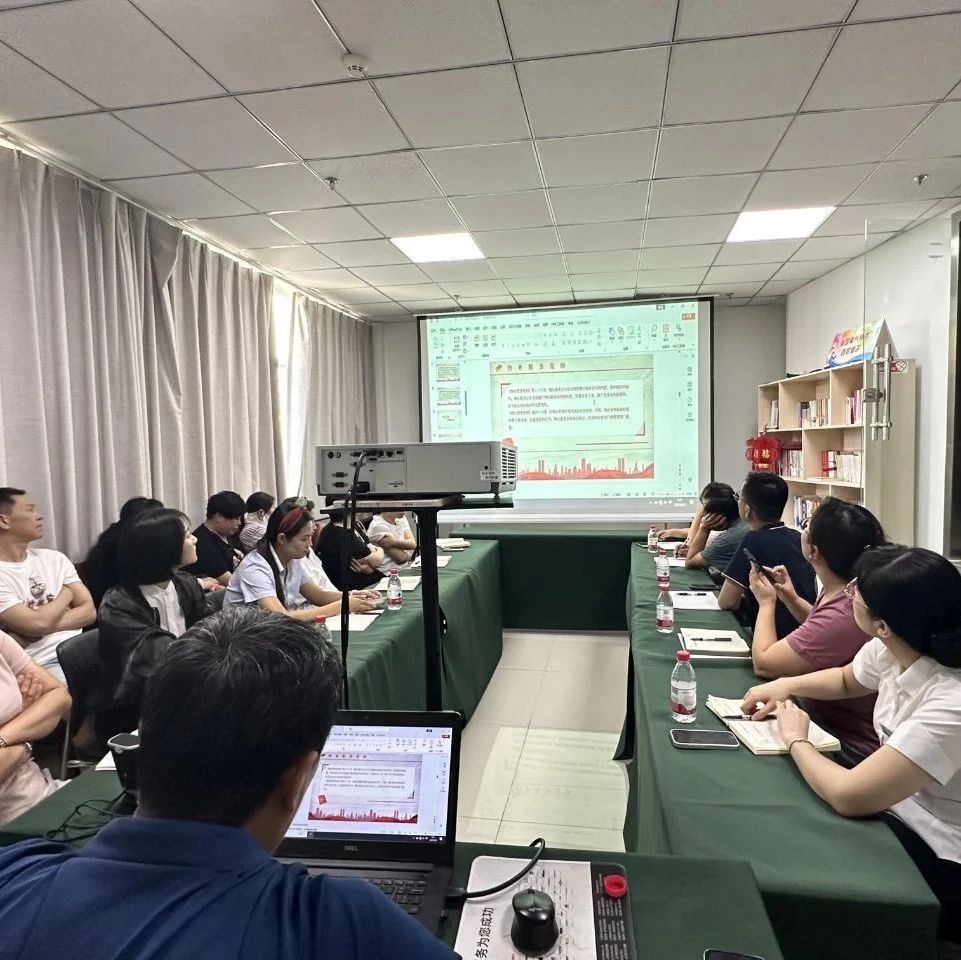烟台高新区蓝海社区开展普法活动