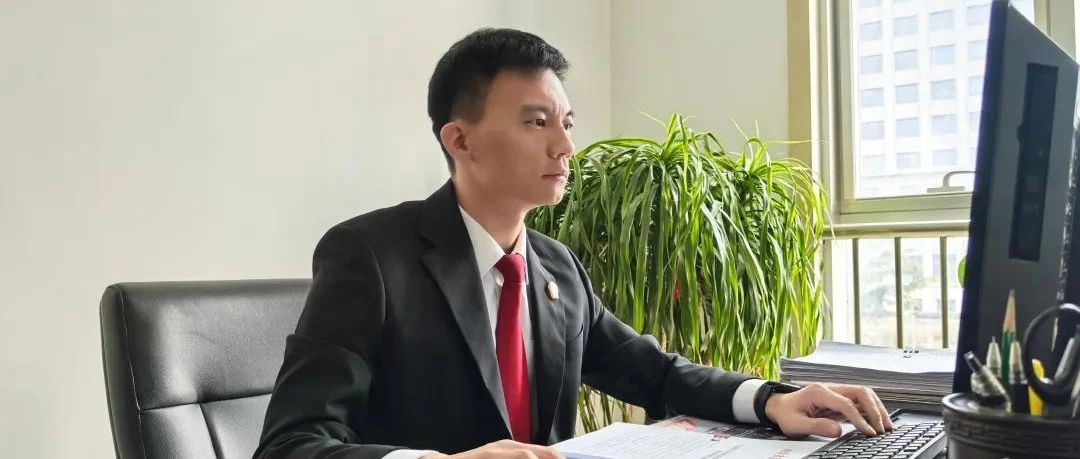 宁世光：法律尊严与人间烟火之间的“行者”