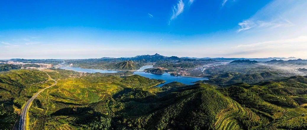 栖霞市十八届人大常委会召开第三十一次会议