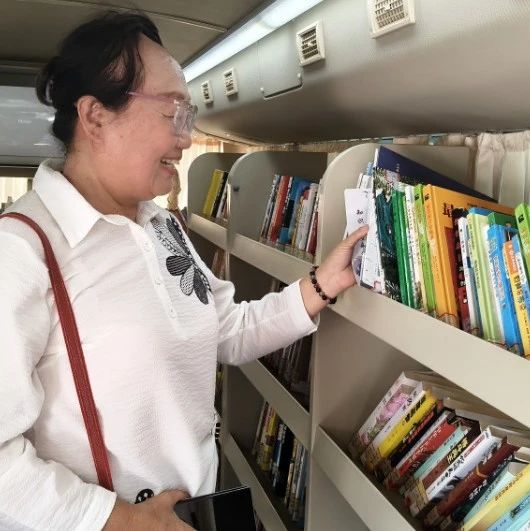 “花式宠”！为了莱州“读书人”，他们把阅读空间“搬”到了这些地方······