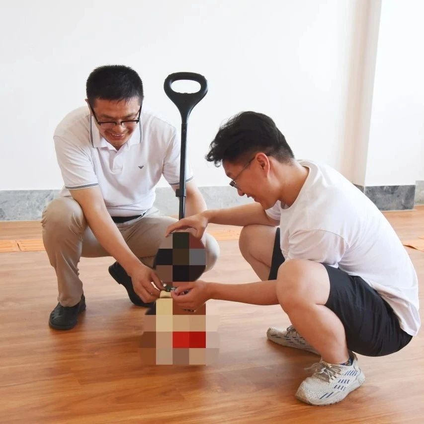 从黑暗中走出坦途——朱葛科技董事长朱清毅的逐光之旅