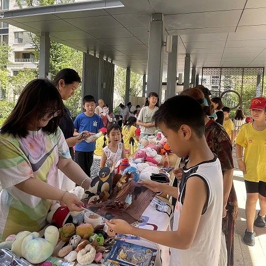 从“码上反映”到“下楼即享”！幸福集市“进阶版”，打造便民生活“5分钟幸福圈”！