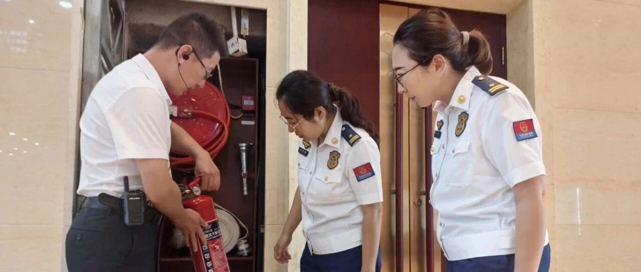 烟台高新消防为景区上好“安全锁”护航双节旅游平安