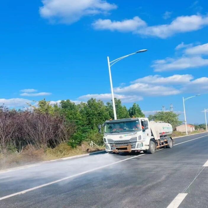 给城市来场“深度SPA”，“洗出”洁净新颜值！他们在行动→