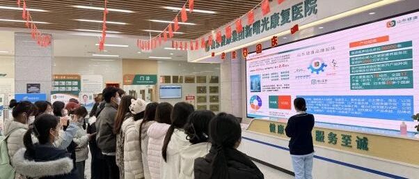 产教融合筑根基，实践赋能强认同——烟台幼师高专开展职业认同“走出去”实践活动