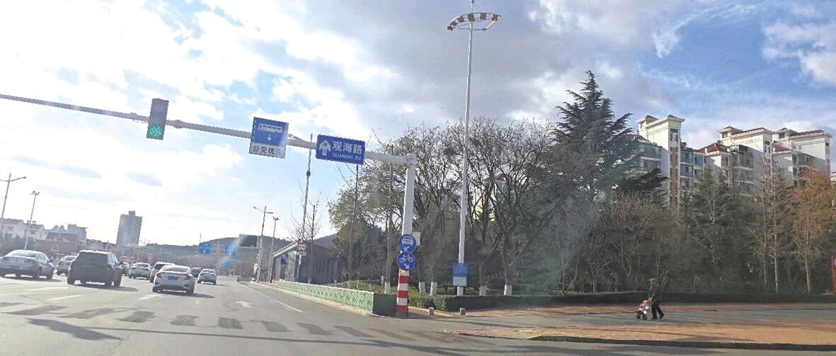 观海路这处斑马线取消！交警提醒：市民过马路走地下通道更安全