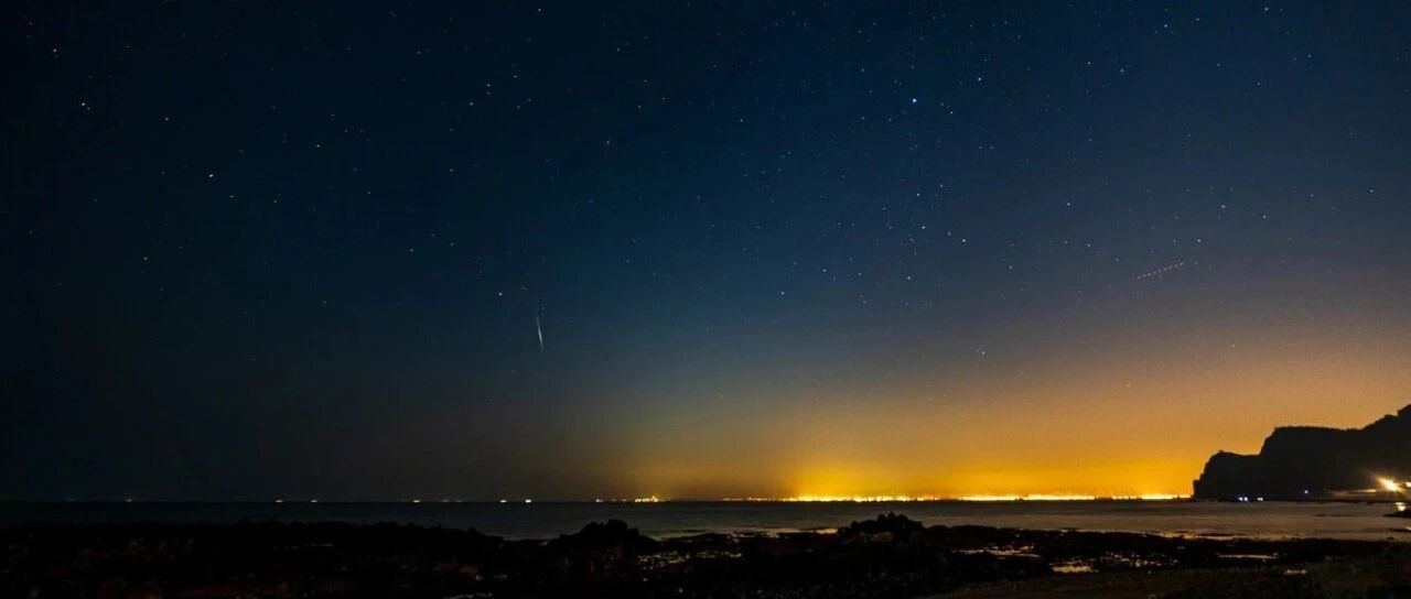 “天幕烟花”，双子座流星雨点亮长岛夜空