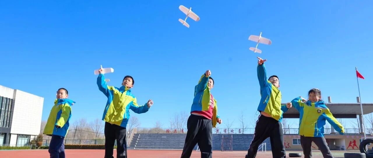 科学家来到身边 实验室搬进校园  黄渤海新区科技副校长点燃校园科学梦想