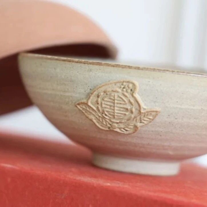 栖霞市亭口镇泉水夼的砂大碗火了！村民成宣传大使，非遗手艺变身富民“金钥匙”