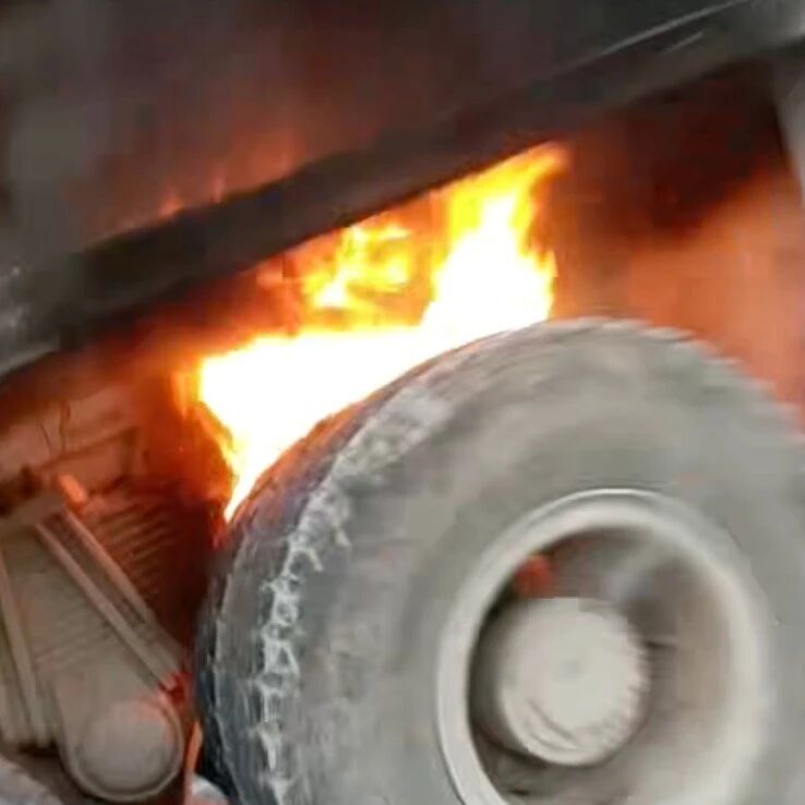 海阳小纪镇干部路遇火情挺身而出妥善处置