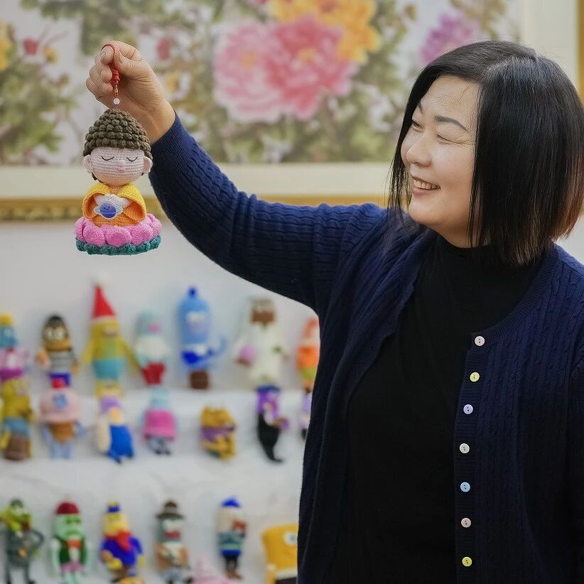 海阳钩织“达人”马洪梅用巧手钩出“海底世界”