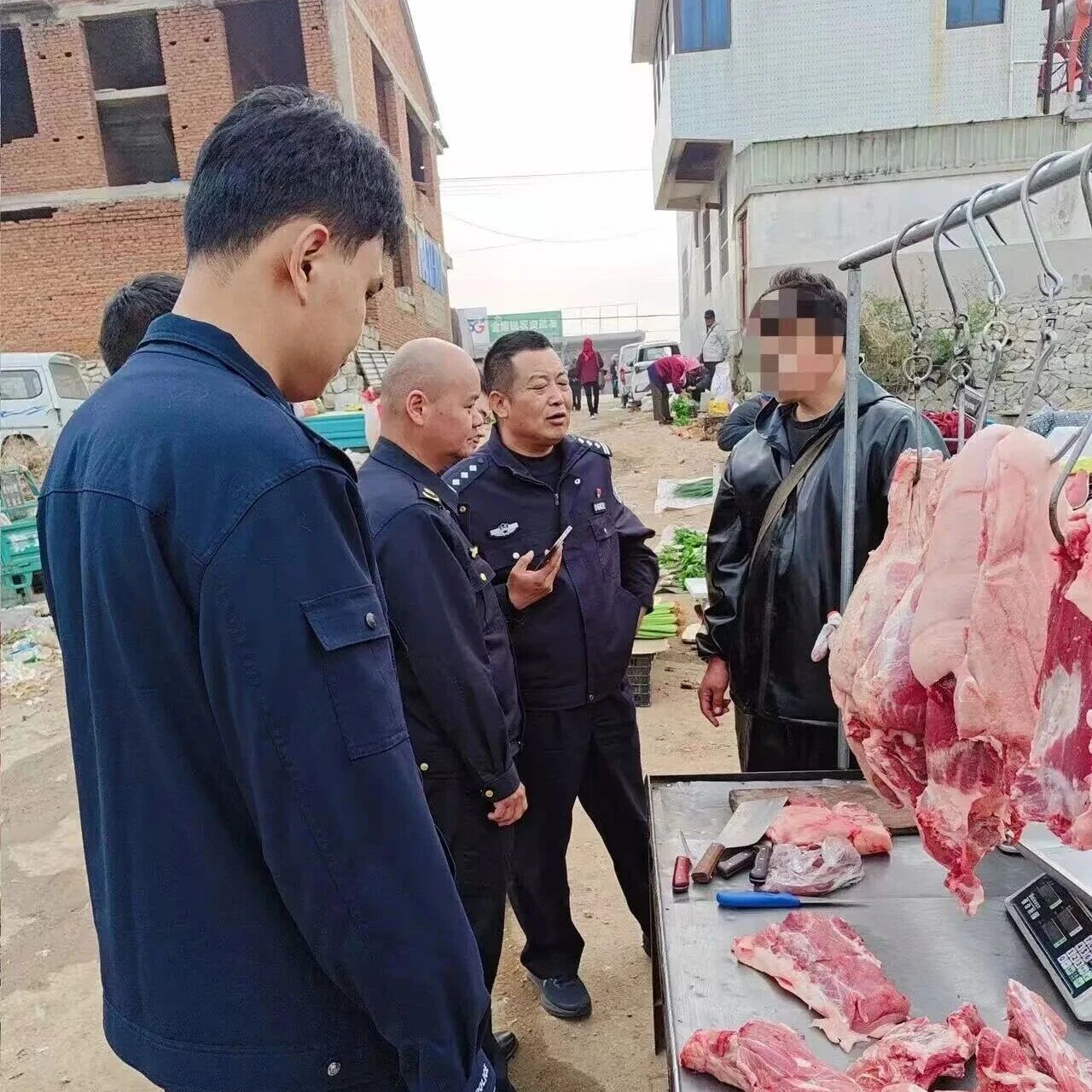 凌晨出击！招远市市场监管局联合市公安局严治肉及肉制品市场经营秩序