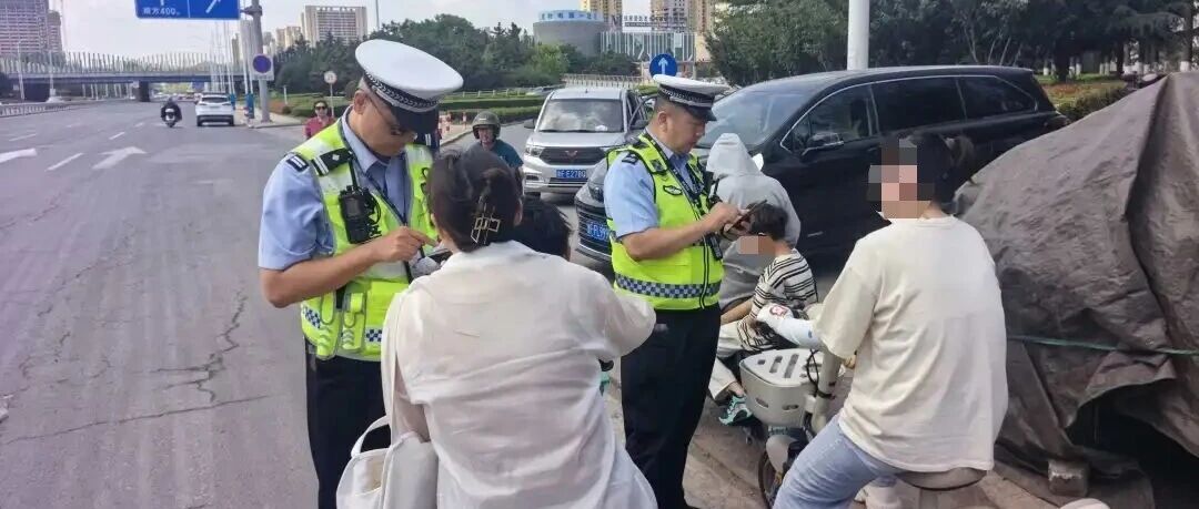 烟台交警持续开展电动车不戴头盔专项整治行动
