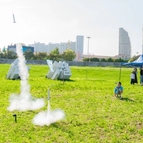 这群中学生走进海阳完成了一场“硬核”航天梦