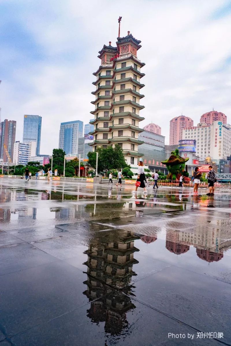 美炸了!郑州惊现"天空之境"