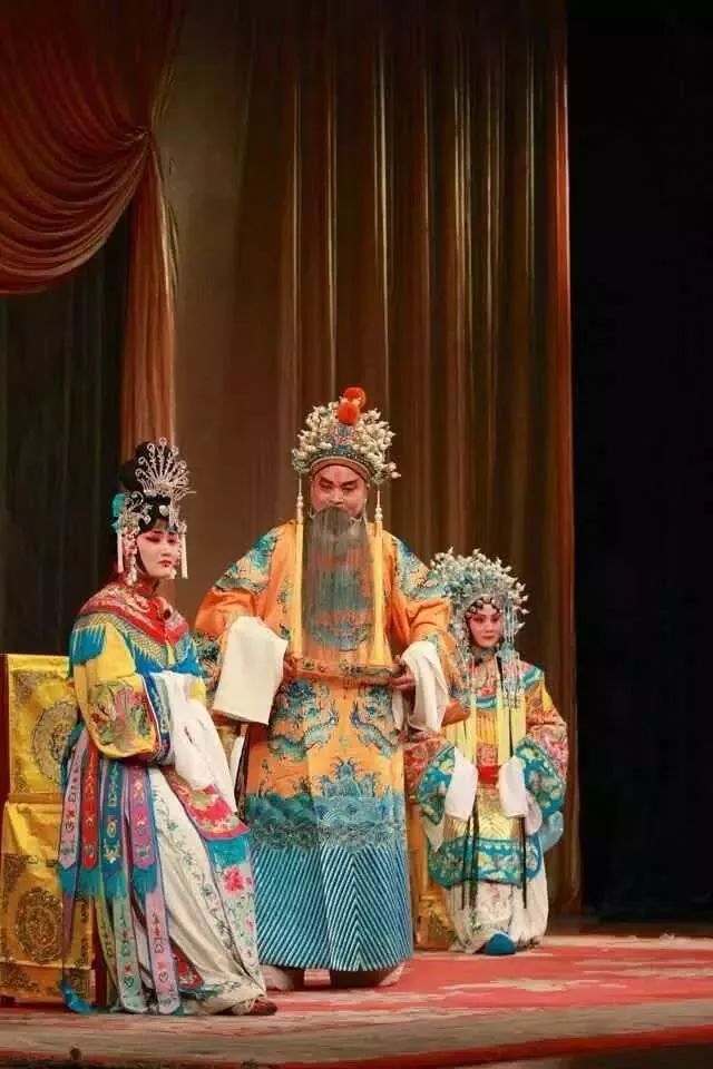 豫剧《三哭殿》是山东戏曲名家殷宪智经常演出的剧目